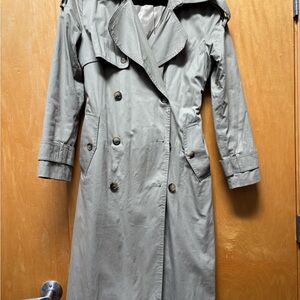 Banana Republic Classic Gray Trench Coat